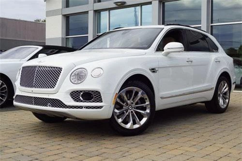 8. Bentley Bentayga.