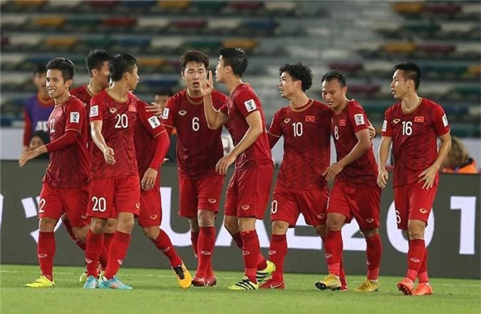 BLV Quang Huy, HLV Mai Đức Chung đánh giá bất ngờ về cặp đấu Việt Nam vs Jordan