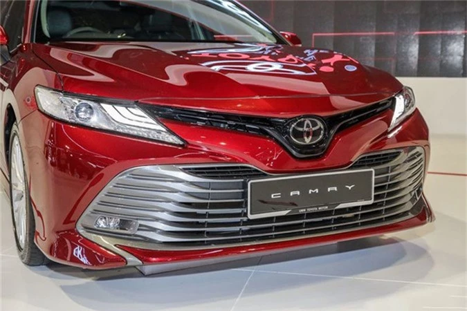 Can canh sedan Toyota Camry 2019 sap ve Viet Nam-Hinh-3