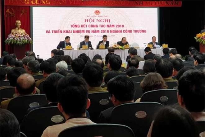 Theo Báo cáo của Bộ Công Thương, Quy mô xuất nhập khẩu hàng hóa của Việt Nam ước đạt 482,236 tỷ USD, tăng 12,64% so với năm 2017. Trong đó, tổng kim ngạch xuất khẩu ước đạt 244,7 tỷ USD.