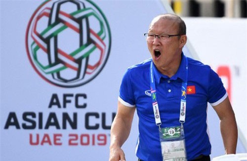HLV Park Hang-seo thừa nhận mệt mỏi vì bị quá tải ở Việt Nam