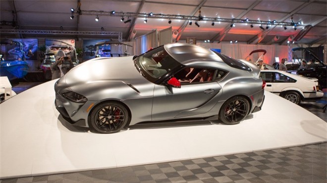 Toyota GR Supra 2020 đầu tiên được bán với giá 2,1 triệu USD