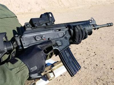 Tính năng chiến đấu đáng gờm của súng trường Galil ACE