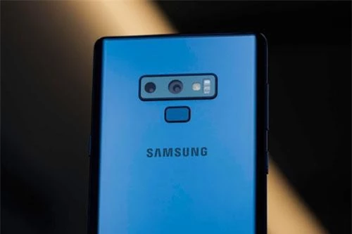 =4. Samsung Galaxy Note 9 (103 điểm).