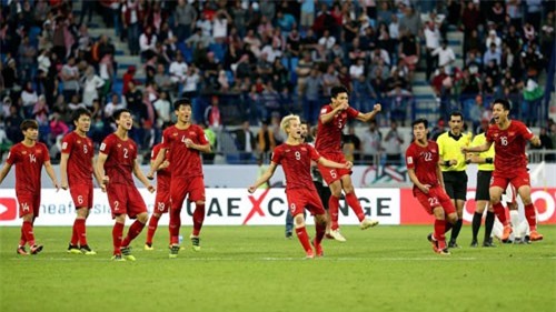 Dân mạng Đông Nam Á: ‘Việt Nam đẳng cấp hơn Thái Lan, hãy dự World Cup 2022!’