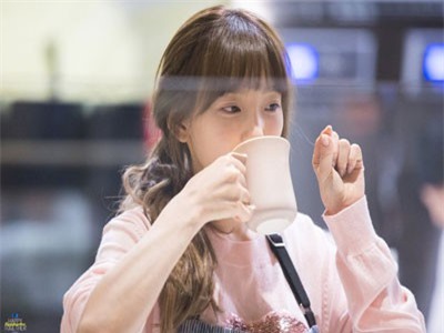 Đây là những kiểu ăn uống dễ gây lão hóa da sớm mà bạn cần sửa ngay từ bây giờ