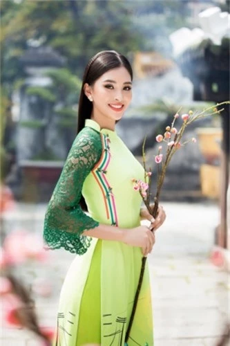 tieu vy duyen dang trong ta ao dai o tuoi 18 xuan thi hinh 13