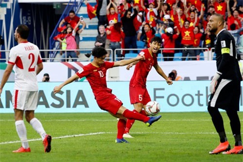 Công Phượng phát biểu "sốc" sau khi trở thành người hùng của ĐT Việt Nam