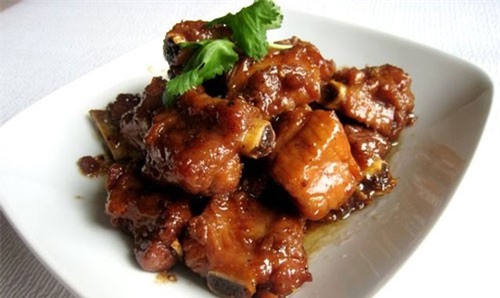 Cách làm sườn ram mặn ngọt đậm đà đưa cơm