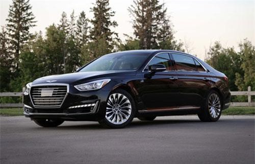 Top 10 xe hạng sang lý tưởng dành cho những người có chiều cao tốt