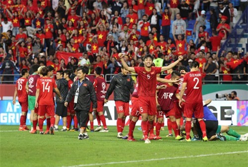 FIFA: 'Hành trình đáng nhớ của Việt Nam vẫn tiếp diễn tại Asian Cup'