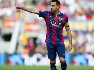 Huyền thoại Barca từng dự Việt Nam bị loại ngay từ vòng bảng