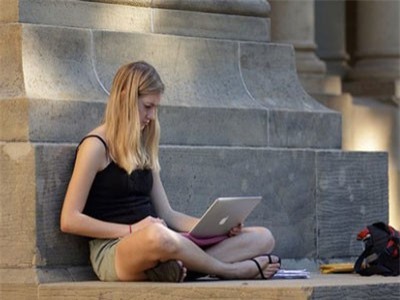 Máy tính xách tay sinh viên tốt nhất 2019