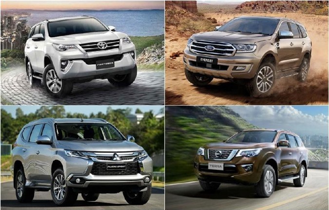 Ngàn người cầm đơn chờ ô tô: Cuộc tranh giành kỳ lạ ngày sát Tết