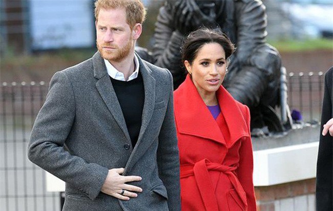 Tiết lộ mới gây sốc: Meghan rơi vào khủng hoảng trầm trọng khi liên tục bị dư luận ném đá