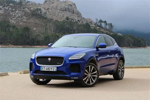 6. Jaguar E-Pace 2019.