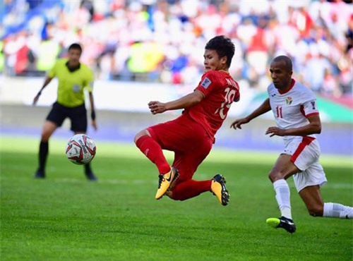 Quang Hải giành giải cầu thủ xuất sắc nhất vòng bảng Asian Cup 2019