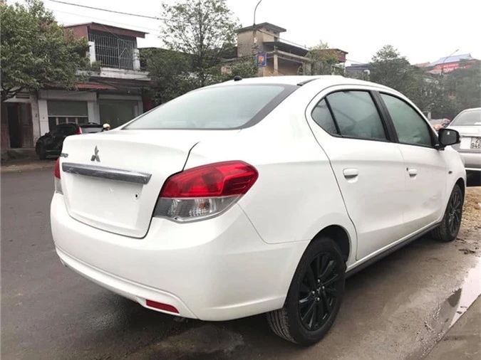 Thiết kế đuôi xe Mitsubishi Attrage mới