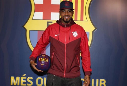 Nóng: Barcelona có "bom tấn" đầu tiên