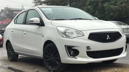 Mitsubishi Attrage 2019 bất ngờ lộ diện tại đại lý, nâng cấp đáng giá