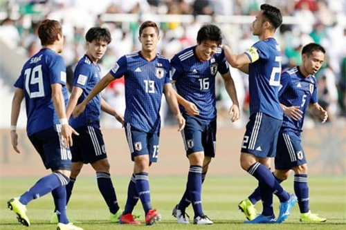 Giá trị ĐT Nhật Bản gấp hơn 400 lần Việt Nam