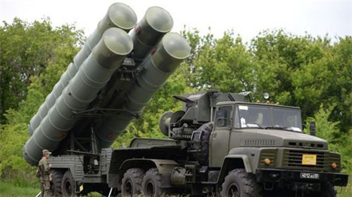 Vì sao Syria chưa sử dụng S-300 dù hứng “mưa” tên lửa?