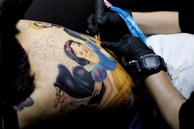 Nữ thợ xăm trải lòng về góc khuất của nghề