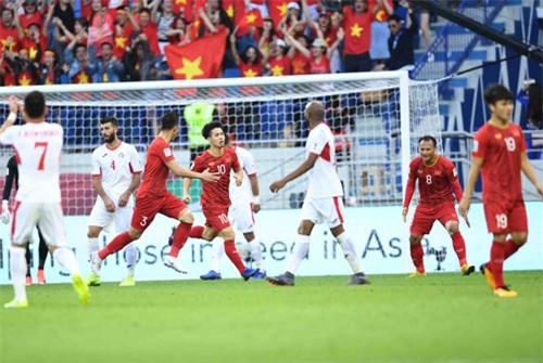 Nhà báo Úc: 'Chủ động pressing Nhật Bản, Việt Nam có thể thắng'