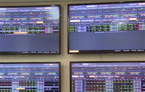 Thanh khoản thị trường chứng khoán mất hút