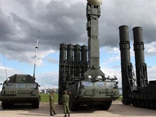 Hé lộ thời điểm Syria đưa S-300 vào trực chiến