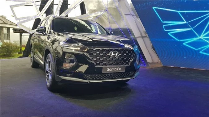  Hyundai Santa Fe 2019, Hyundai Santa Fe 2019 bia kèm lạc, Nghệ sĩ mua ô tô,