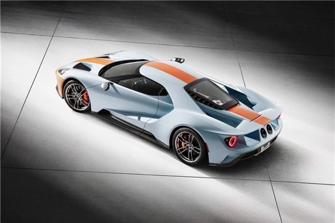 Siêu xe Ford GT Heritage Edition 2019 đầu tiên chốt giá 2,5 triệu USD