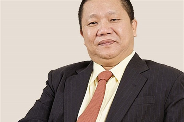 Hoa Sen lỗ khủng, đại gia Lê Phước Vũ ẩn mình trên núi