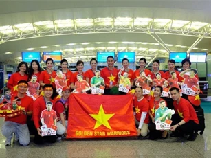 CĐV lên đường “tiếp lửa” cho Đội tuyển bóng đá quốc gia trận Tứ kết Asian Cup 2019