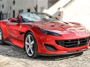 Chi tiết siêu xe mui trần, giá gần 5 tỷ của Ferrari