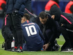 Bắng chứng cho thấy Neymar có thể lỡ hẹn 'đại chiến' với M.U