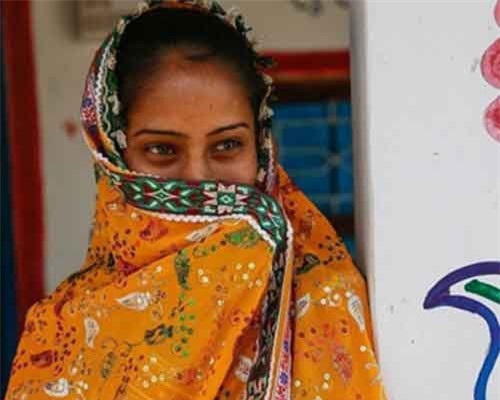 Chồng đòi ly hôn vì…vợ lười tắm rửa