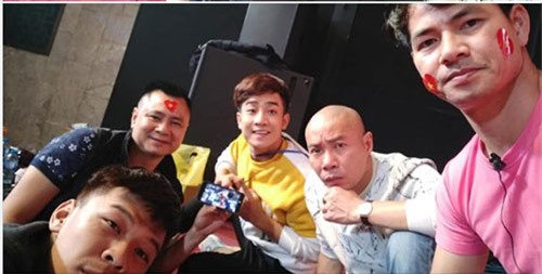 Nghệ sĩ Việt: 'Đã đến lúc chúng ta mơ về World Cup'