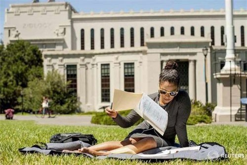 Sức ép từ chính quyền Trump, hàng loạt đại học Mỹ "tẩy chay" Huawei