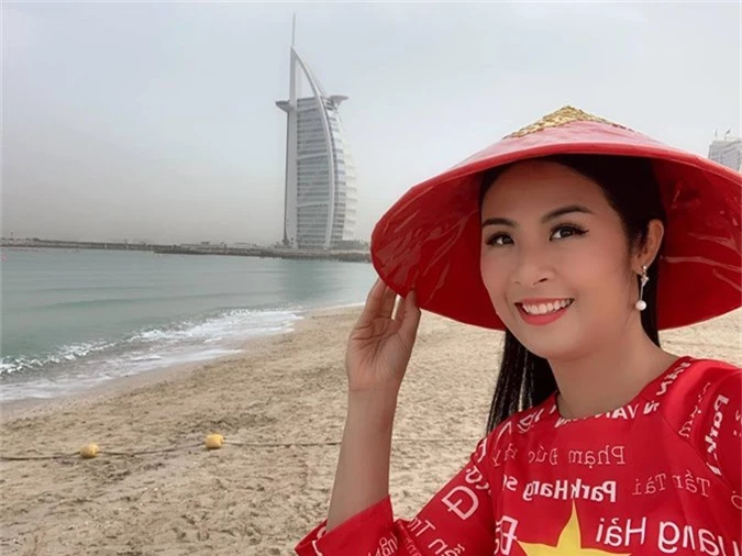 Hoa hậu Ngọc Hân được tỏ tình từ đầu đến cuối chợ vàng Dubai - 5