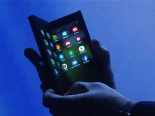 Giám đốc cấp cao Samsung khẳng định smartphone màn hình gập sẽ có giá cao gấp đôi iPhone Xs