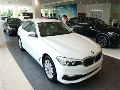Chi tiết BMW 5-Series 2019, giá 2,4 tỷ tại Việt Nam