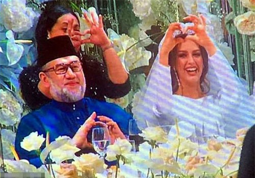 Hôn nhân của cựu vương Malaysia và người đẹp Nga bị đồn trục trặc