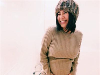 Cuối cùng 'Thánh nữ JAV' Aoi Sora cũng đã tiết lộ giới tính cặp song sinh đầu lòng