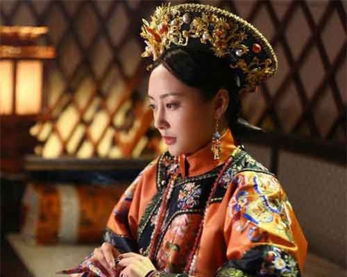 M&#x1EF9; nh&#xE2;n Trung Hoa 6 l&#x1EA7;n l&#xEA;n ng&#xF4;i Ho&#xE0;ng h&#x1EAD;u, 5 l&#x1EA7;n b&#x1ECB; ph&#x1EBF;