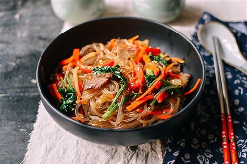 CLIP: Hướng dẫn làm miến trộn Hàn Quốc ngon hơn hàng quán