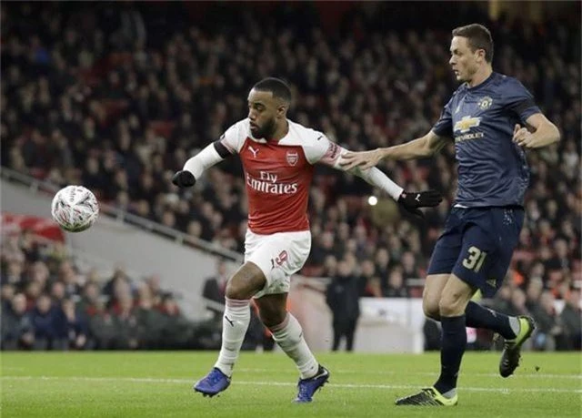 Nhìn lại chiến thắng của Man Utd trước Arsenal - 9