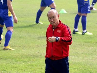 HLV Park Hang-seo 'soi quân' U22 Việt Nam ngay sau khi trở về từ Asian Cup