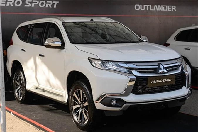  Mitsubishi Pajero Sport .