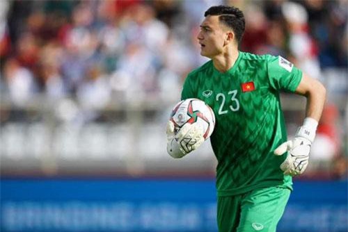 Đặng Văn Lâm tiết lộ từng bị 'sốc' khi tới Việt Nam